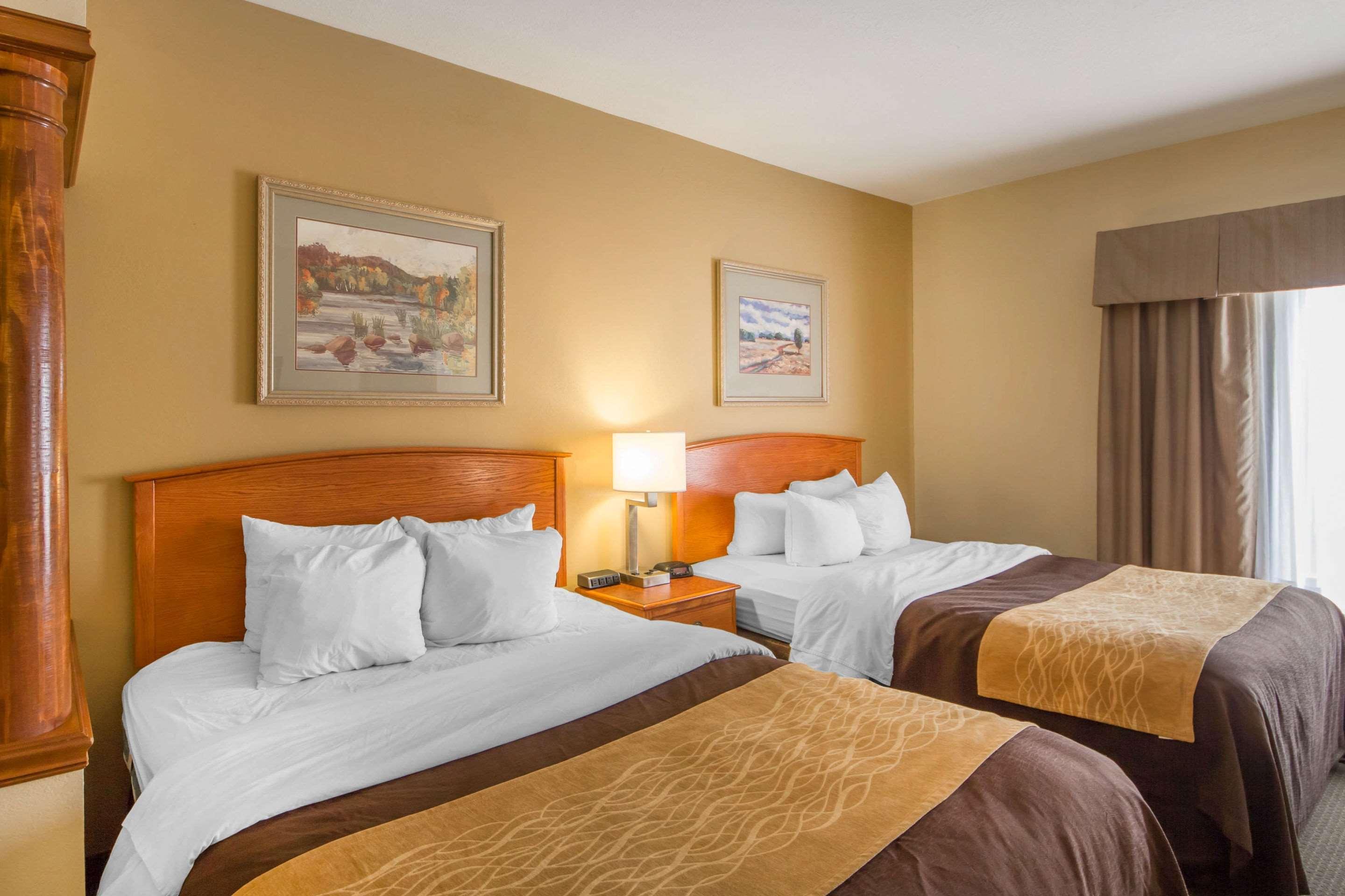 Quality Inn & Suites Midamerica Industrial Park Area Pryor Creek Exterior foto